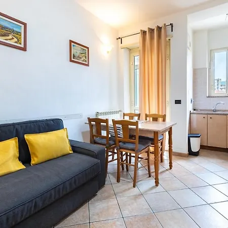Apartment Biscarra House